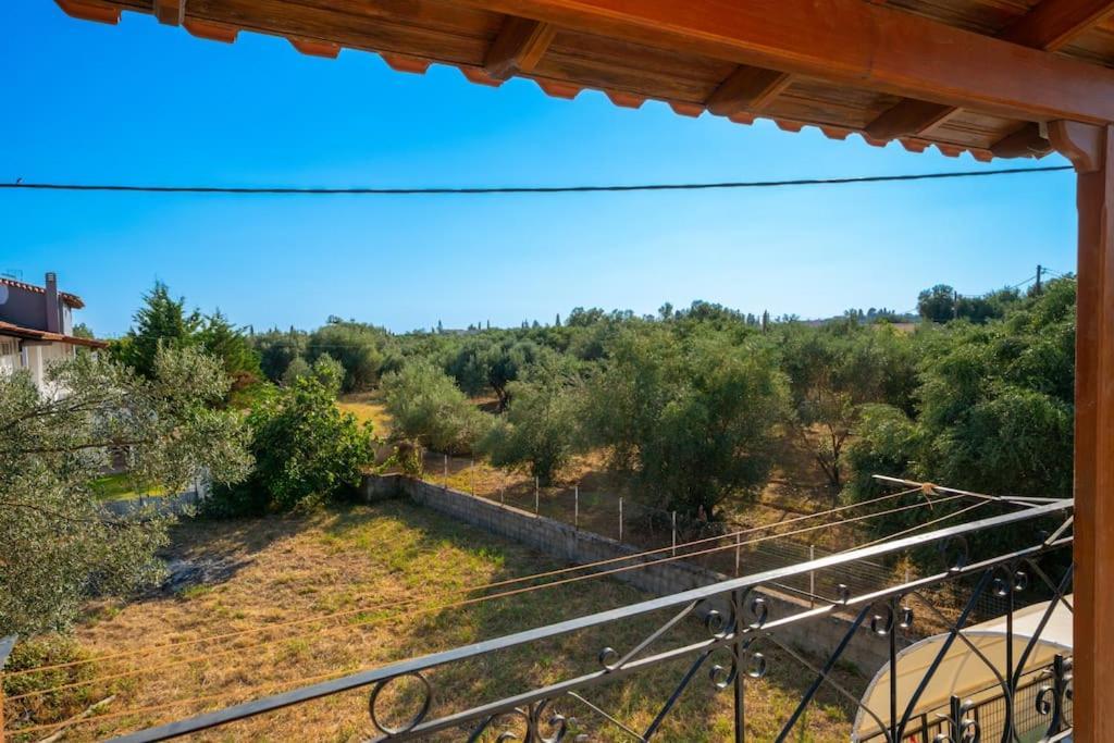 Afroditi Holiday Home- Green View Apartment Свороната Экстерьер фото