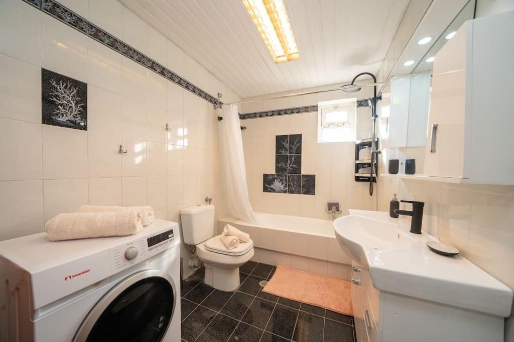 Afroditi Holiday Home- Green View Apartment Свороната Экстерьер фото